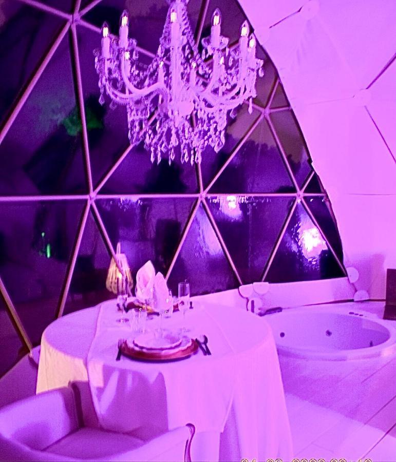 Domo Suites Masia Cal Geperut Badalona Kültér fotó