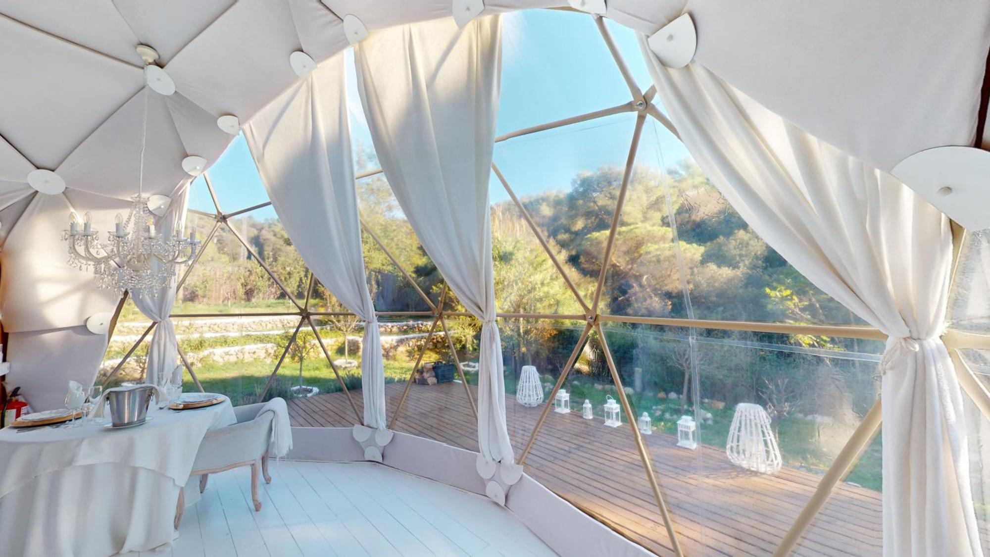 Domo Suites Masia Cal Geperut Badalona Kültér fotó